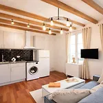 Eiffel Tower - Prestige Apartment For 4